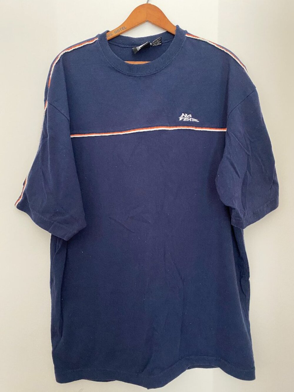 VINTAGE 90S NO FEAR BRAND EMBROIDERED LOGO TSHIRT SIZE MEDIUM